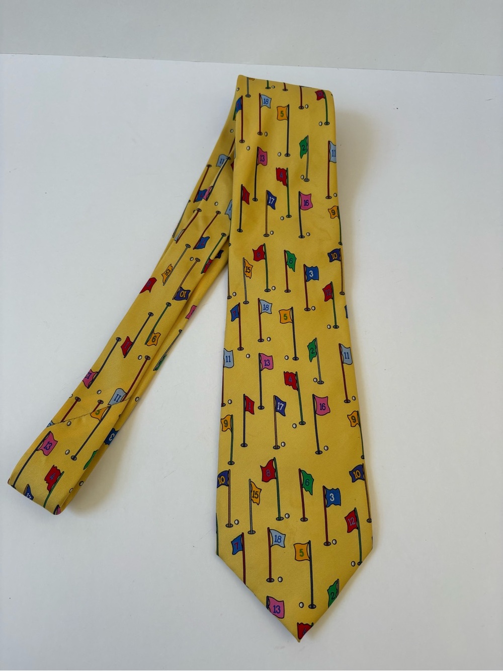 Alynn Neckwear Silk Tie Yellow 18 Hole Course Novelty Print HandMade Gag Golf